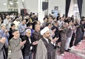 اقامه نماز عید فطر در شهرستان محلات