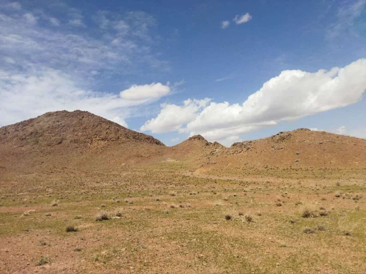کشف محوطه تاریخی نوسنگی و مس سنگی در شهر نیم ور