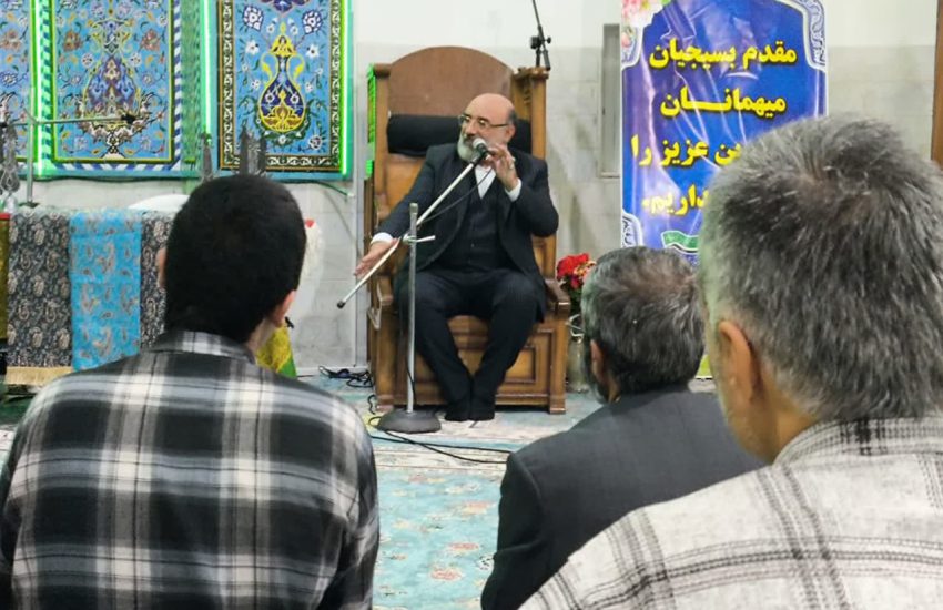برگزاری همایش مداحان اهل‌بیت(ع) شهرستان محلات