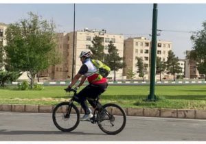 رکاب زنی عضو‌،نجاتگر و‌مربی جوان جمعیت هلال‌احمر شهرستان محلات