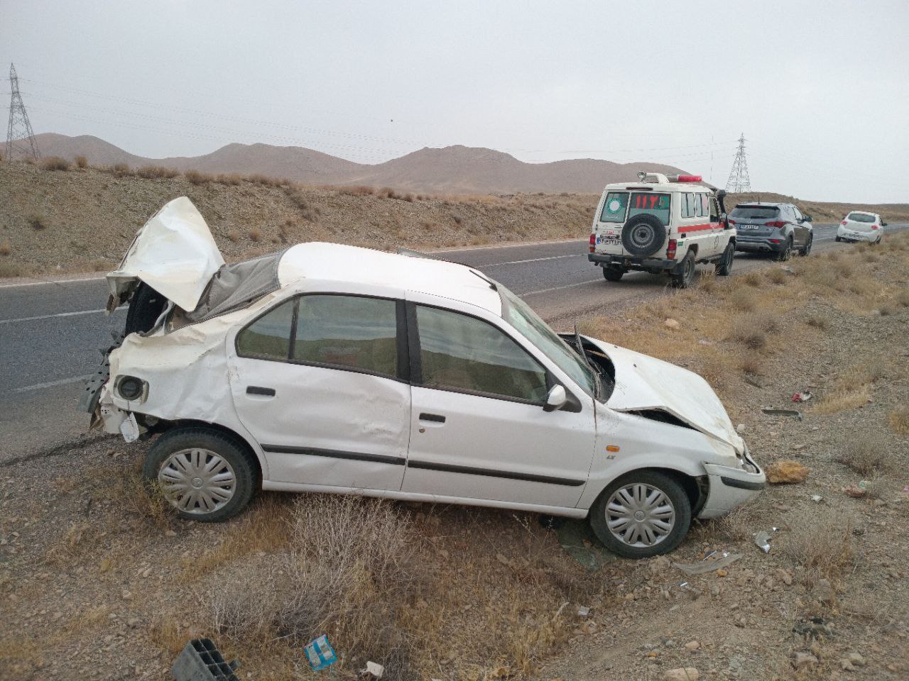 واژگونی یک دستگاه خودرو سمند،۱ مصدوم بر جای گذاشت