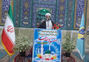 منافق به دنبال تفرقه اندازی بین مسلمین است