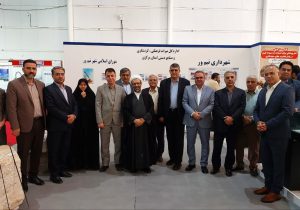 بازدید تعدادی از مسئولین از نمایشگاه سنگ محلات