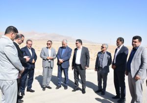 بازدید معاون وزیر جهاد کشاورزی از پروژه شهرک ماهیان زینتی در محلات