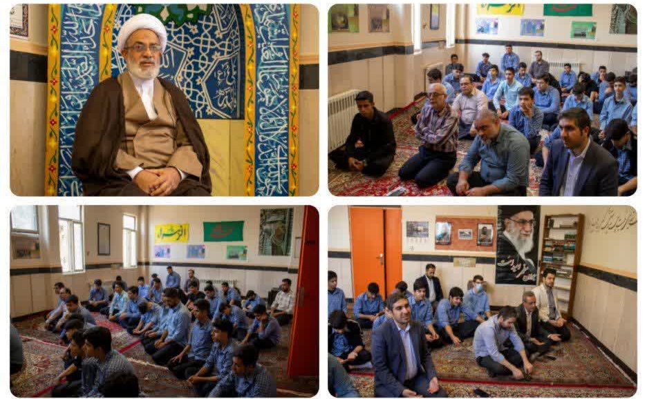 نماز تمرین خالص شدن برای خداوند متعال است