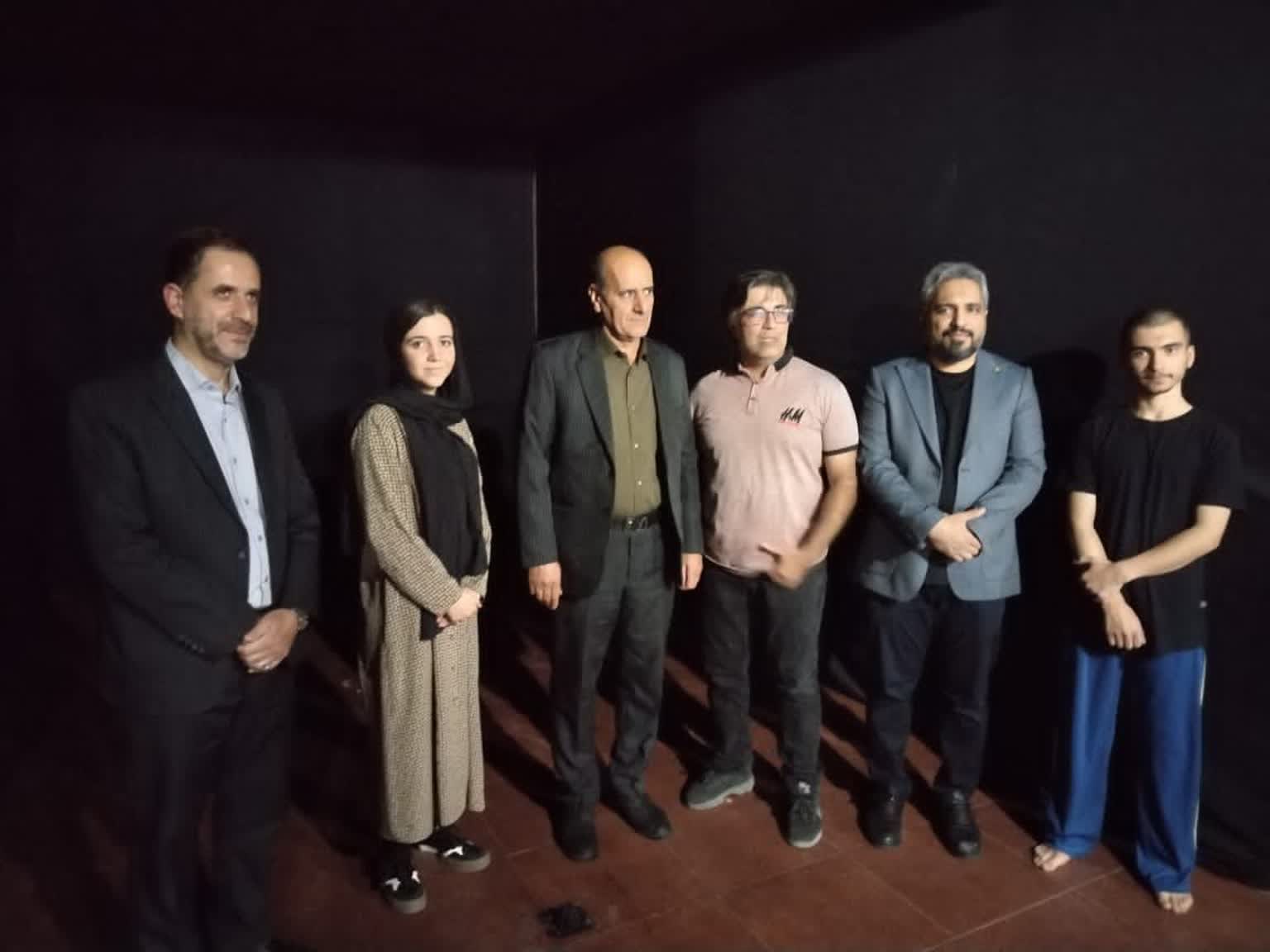 بازدید معاون صندوق اعتباری هنر کشور از افتتاحیه نمایش «مصاحبه» در محلات