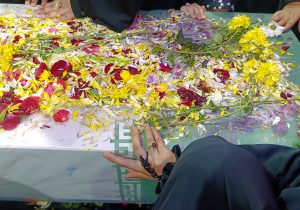 بیت‌الشهدا در آغوش شهیدگمنام