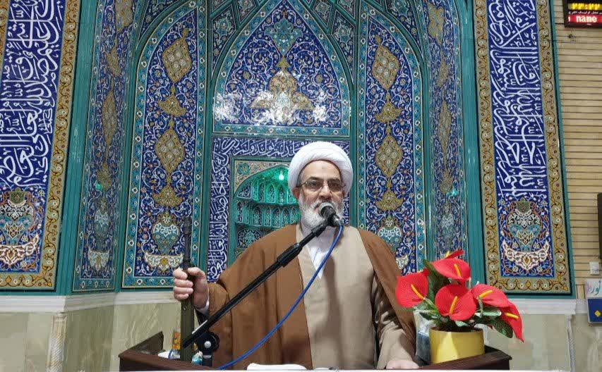 دوگانه‌سازی‌های دروغین حربه دشمن برای تضعیف اتحاد ملی است