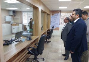 بازدید فرماندار محلات از اداره ثبت احوال به مناسبت روز ملی ثبت احوال