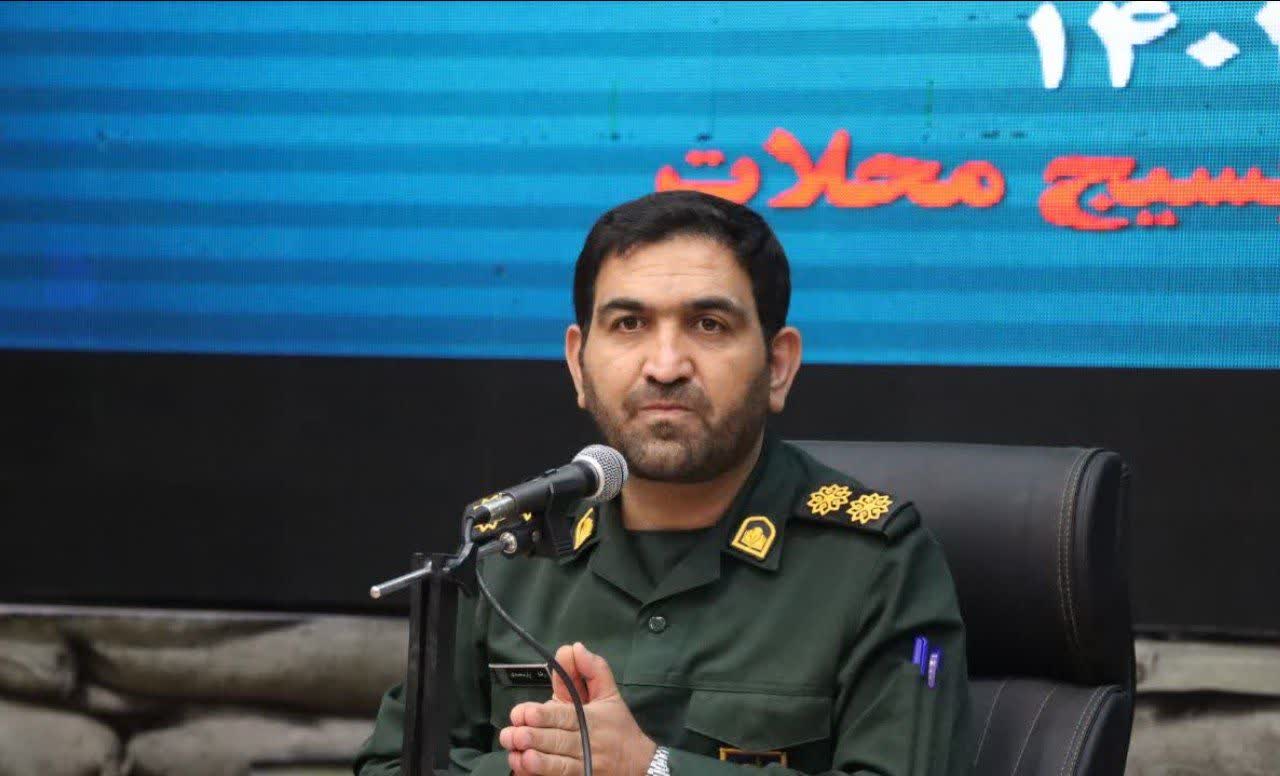 دشمن با فشار اقتصادی و جنگ روانی به دنبال تضعیف انسجام ملی است