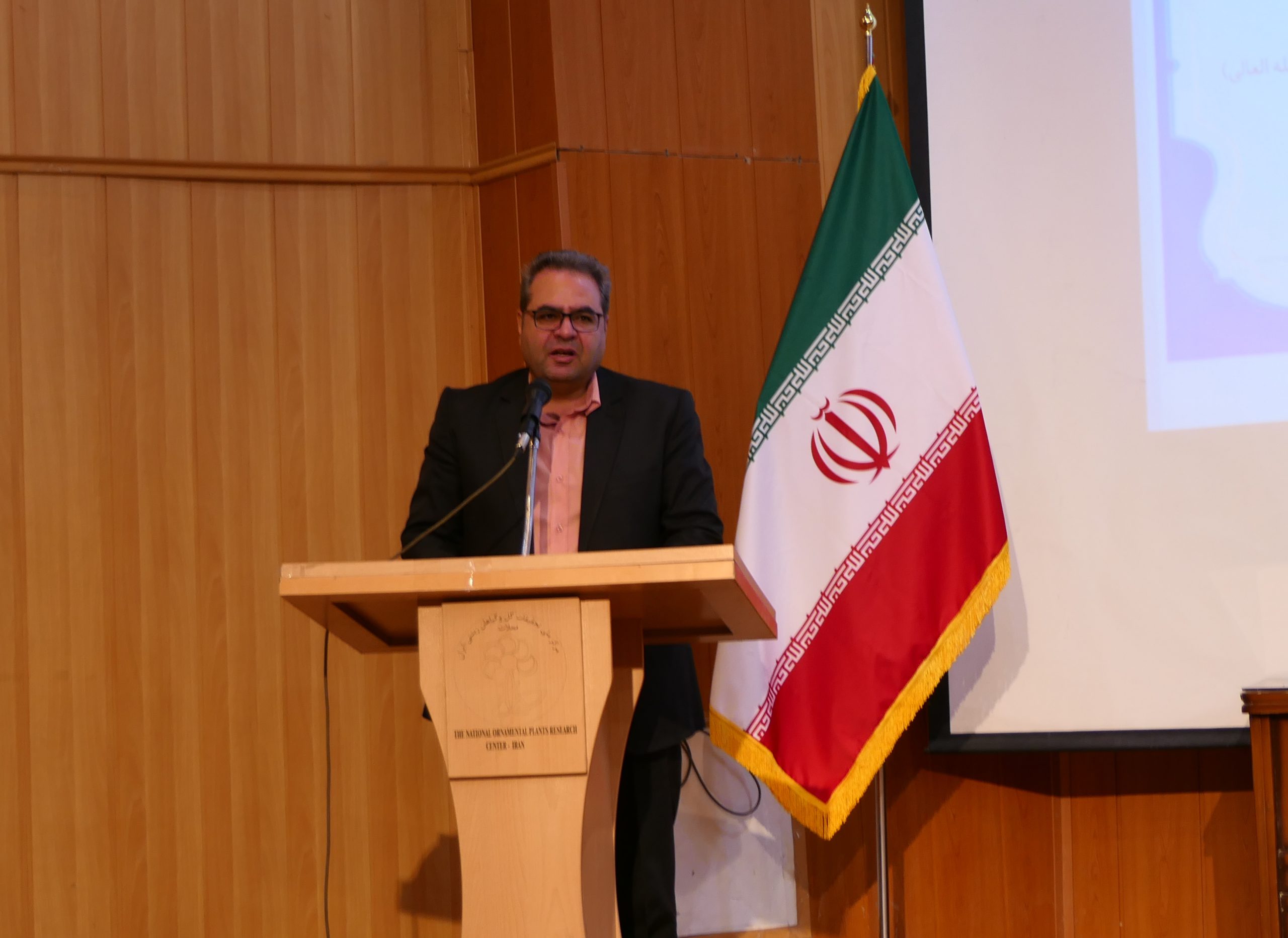امنیت پایدار شهرستان محلات، میراث شهدا و حاصل تعهد فرماندهان انتظامی است