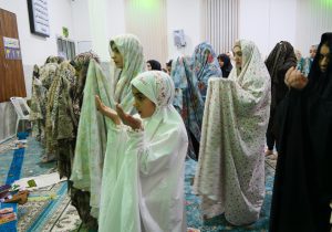 هم‌نشینی دل‌ها در خلوت نور؛ اعتکاف دانش‌آموزان محلاتی با شور معنوی
