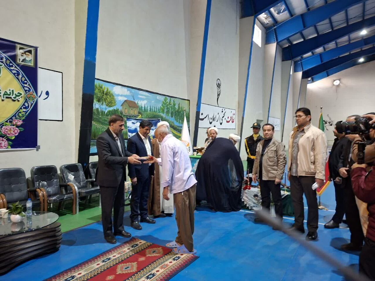 آزادی ۲۱۰ زندانی جرایم غیرعمد و مالی اراک با دستور دادستان کل کشور