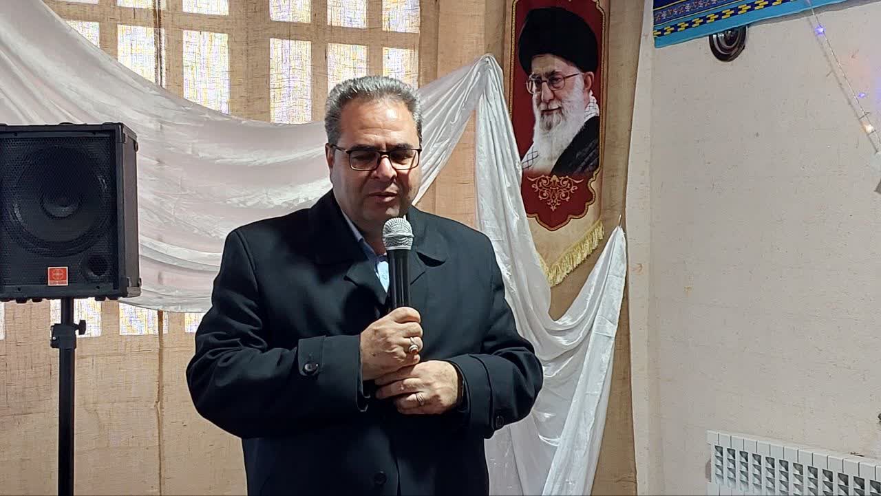انس با قرآن، ضامن هدایت و پیشرفت علمی نسل آینده است