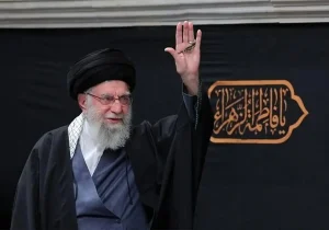 رهبر انقلاب اسلامی به شهادت رسید