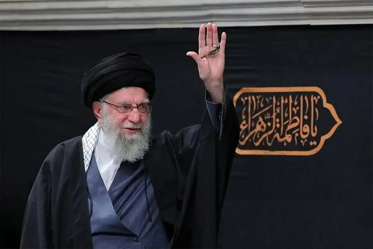 رهبر انقلاب اسلامی به شهادت رسید