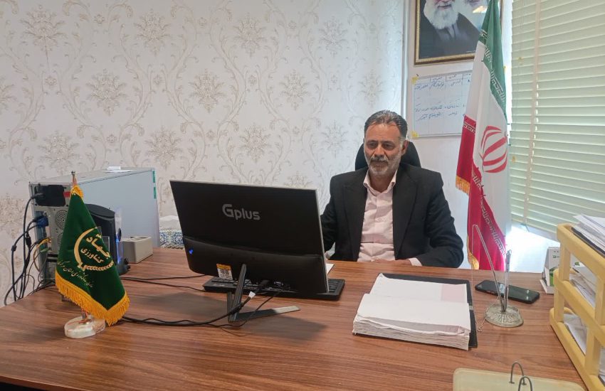 توسعه گلخانه‌ها و کشت‌های کم‌آب‌بر، راهکار اصلی ماندگاری روستاییان و عبور از بحران کم‌آبی است