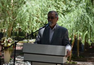 حفظ عنوان «پایتخت گل ایران» حق محلات است/ برای حمایت از تولیدکنندگان گل در زمستان آینده برنامه‌ریزی می‌کنیم