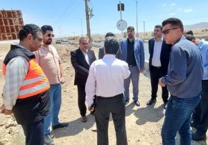 بازدید فرماندار شهرستان محلات از روند احداث میدان ورودی نیم‌ور و بررسی مشکلات راه‌های دسترسی روستاها